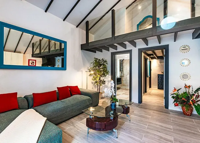 Saunders 3Bd Beach Cottage
